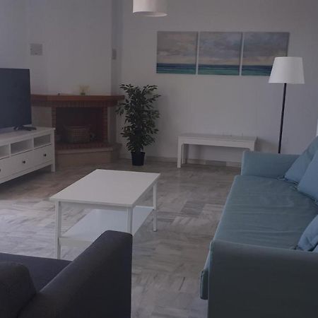 Apartment In Costa Del Sol With Large Terrace For 9 People Rincón de la Victoria Εξωτερικό φωτογραφία