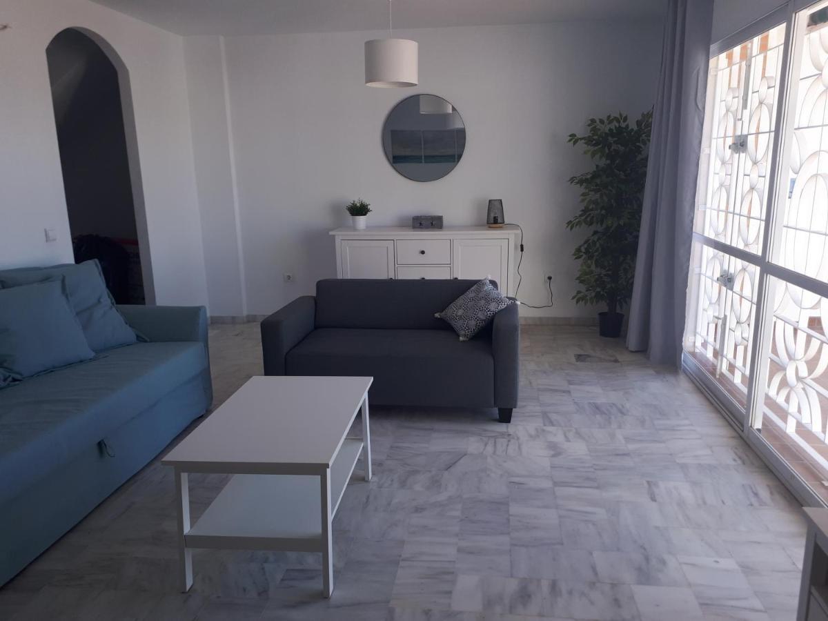 Apartment In Costa Del Sol With Large Terrace For 9 People Rincón de la Victoria Εξωτερικό φωτογραφία