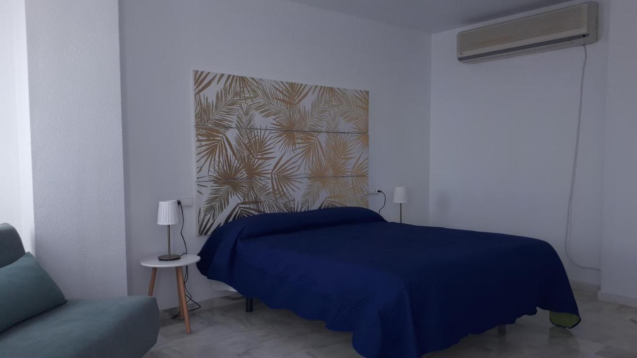 Apartment In Costa Del Sol With Large Terrace For 9 People Rincón de la Victoria Εξωτερικό φωτογραφία