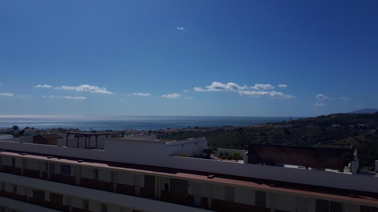 Apartment In Costa Del Sol With Large Terrace For 9 People Rincón de la Victoria Εξωτερικό φωτογραφία