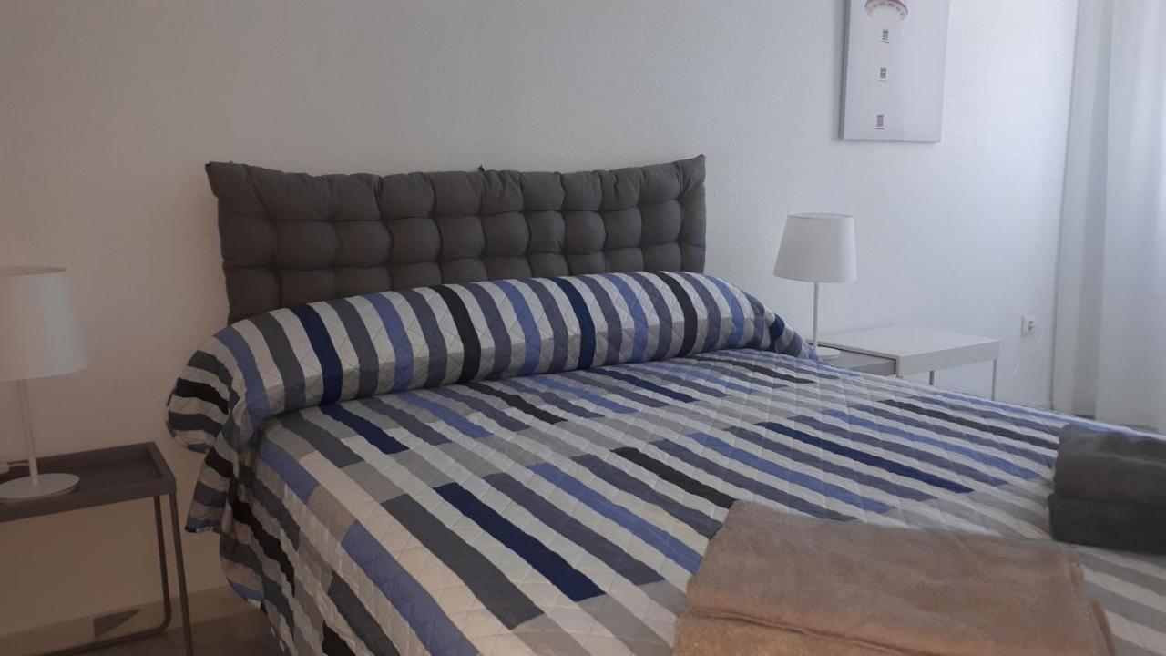 Apartment In Costa Del Sol With Large Terrace For 9 People Rincón de la Victoria Εξωτερικό φωτογραφία