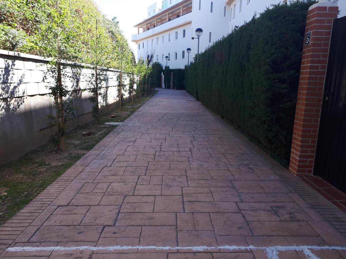 Apartment In Costa Del Sol With Large Terrace For 9 People Rincón de la Victoria Εξωτερικό φωτογραφία